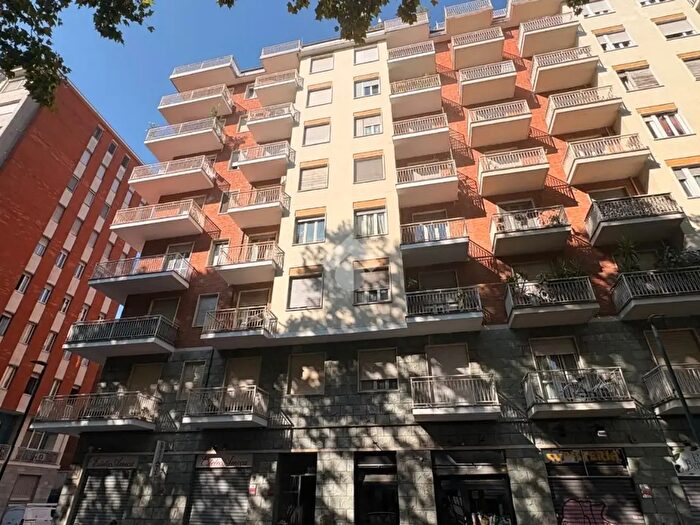 Appartamento bilocale in affitto in Corso Novara, Torino
