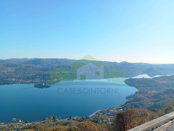 Appartamento con 5 locali in vendita in Via Santuario, Madonna Del Sasso