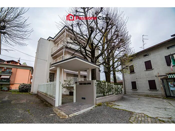 Appartamento quadrilocale in vendita in SantIlario DEnza