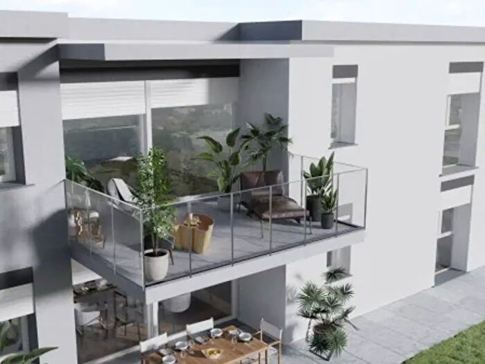 Appartamento trilocale in vendita in Via Salvatore Quasimodo, Guanzate