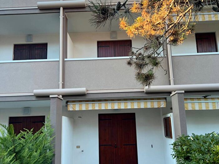 Casa quadrilocale in affitto in Via Giuseppe Garibaldi, Centro, Lignano Sabbiadoro