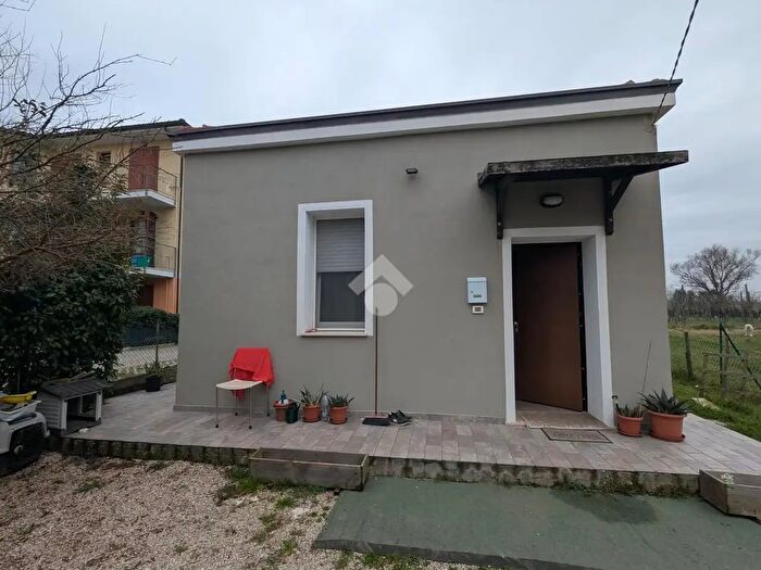 Casa bilocale in vendita in Via Santerno Ammonite, Ravenna