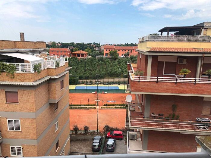 Appartamento con 5 locali in affitto in Via del Fontanile Arenato, Pisana Bravetta, Roma