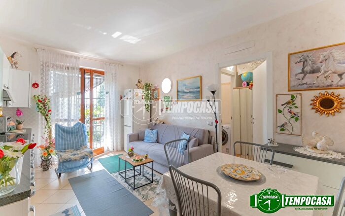 Appartamento bilocale in vendita in Strada Marcallo, Magenta