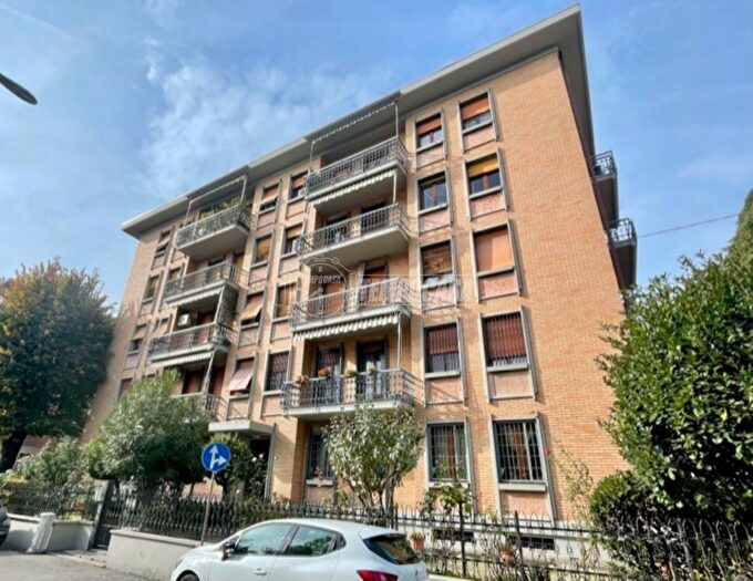 Appartamento quadrilocale in vendita in Reggio Emilia