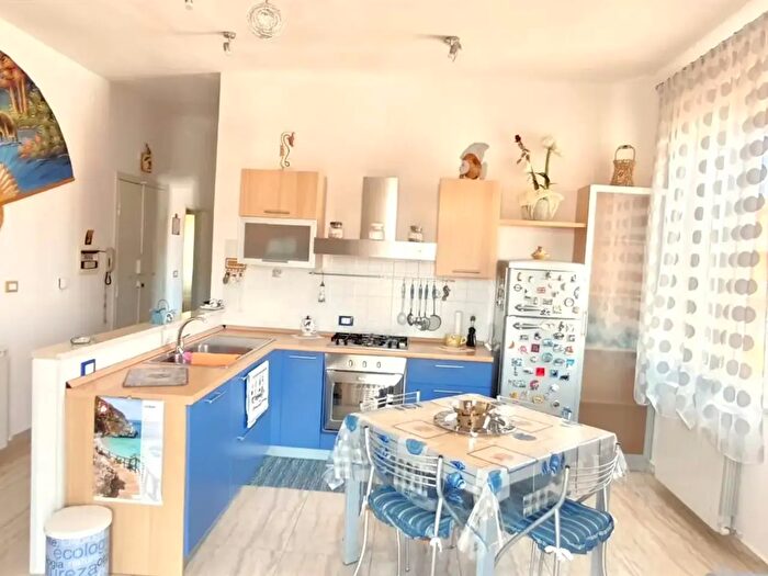 Appartamento quadrilocale in vendita in Cecina