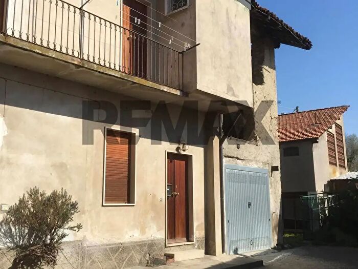 Casa trilocale in vendita in Imbersago