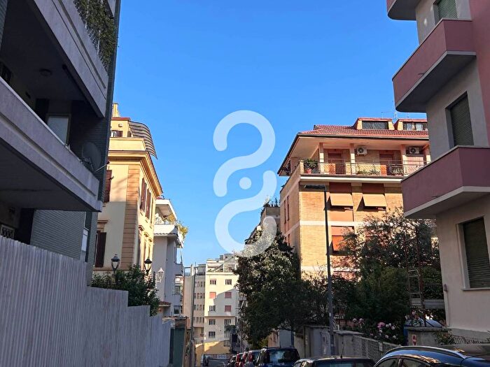 Appartamento trilocale in affitto in Via Pompeo Ugonio, Bologna, Roma