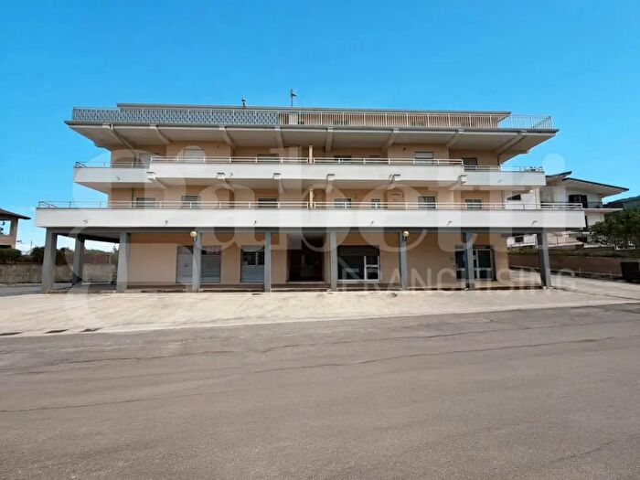 Appartamento quadrilocale in vendita in Via Pozzo Sannillo, Dragoni