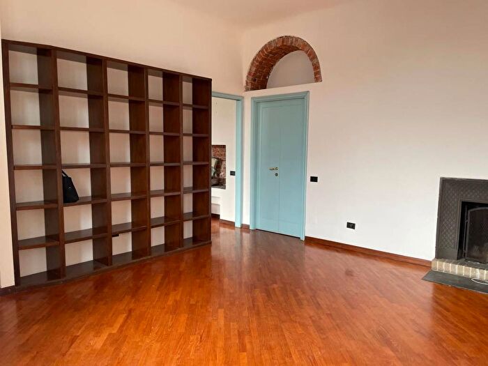 Appartamento trilocale in affitto in Ripa di Porta Ticinese, Navigli Darsena, Milano