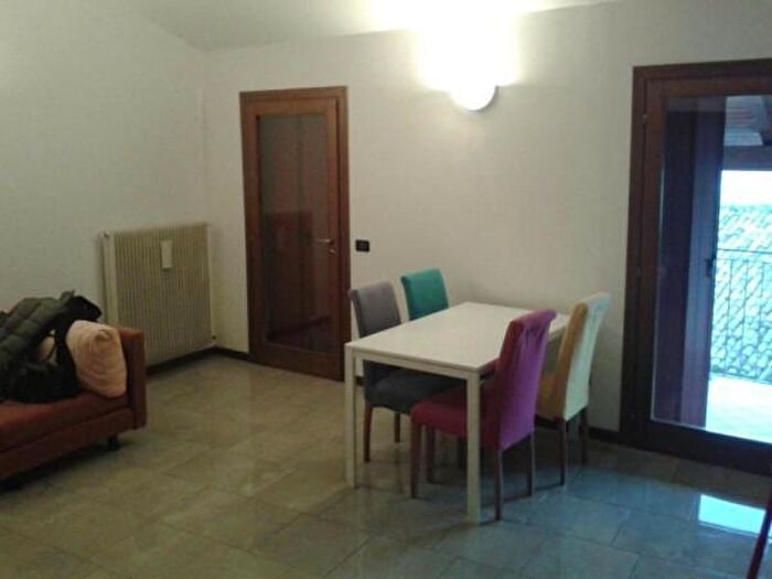 Appartamento trilocale in vendita in Possagno