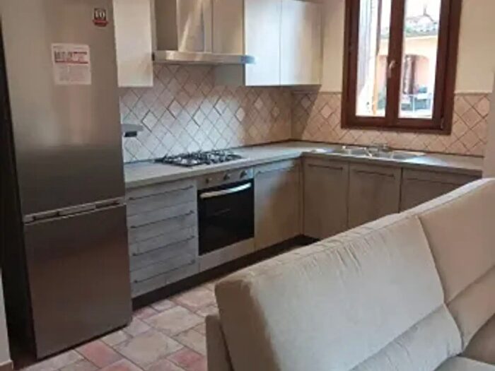 Appartamento con 5 locali in affitto in Via Sinistra Guerro, Castelvetro Di Modena