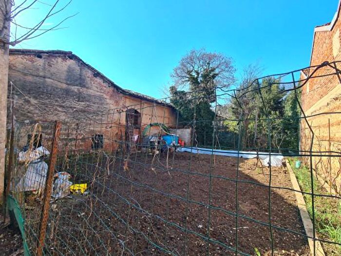 Casa quadrilocale in vendita in Vicolo Privato Giglio, San Giorgio Su Legnano