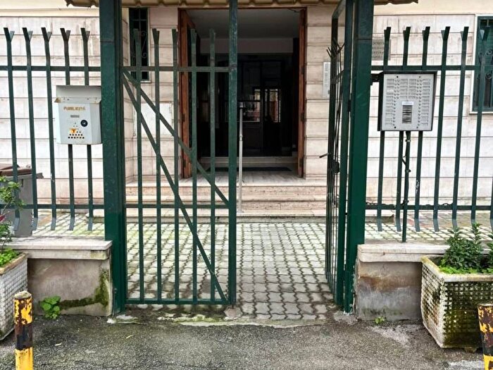 Appartamento bilocale in affitto in VIA ALESSIO AURELIO PELLICCIA, Stella Materdei, Napoli