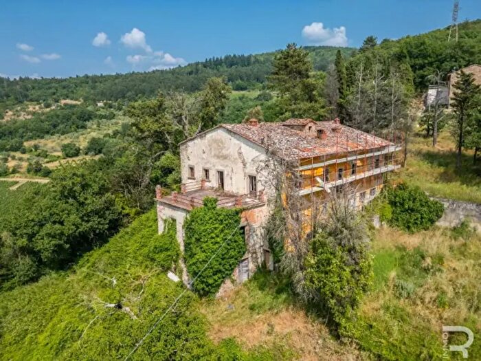 Casa con 6 locali in vendita in Via Piero Palagi, Rufina