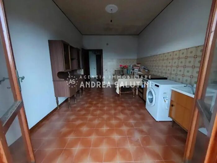 Casa con 6 locali in vendita in Via Fonte, Santa Maria A Monte