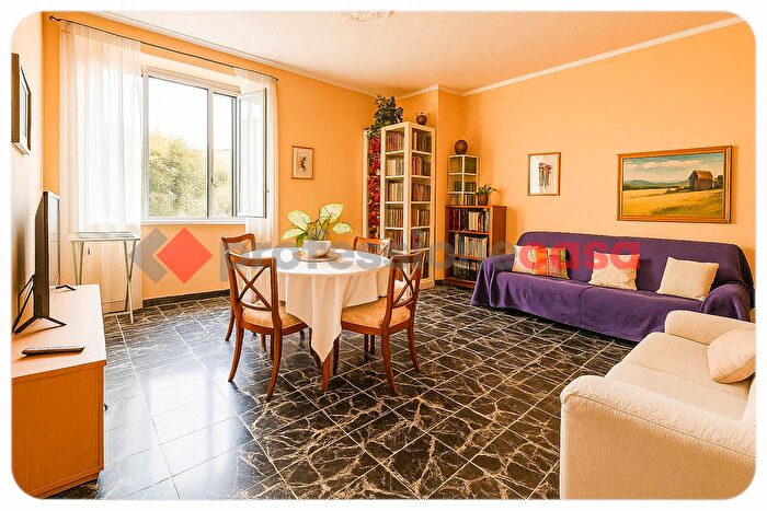 Appartamento trilocale in vendita in Livorno