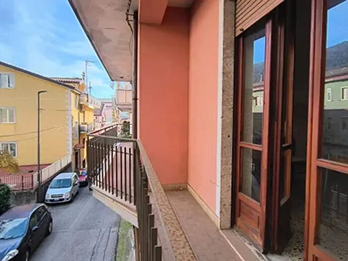 Appartamento quadrilocale in vendita in Via Pisa, Giffoni Valle Piana