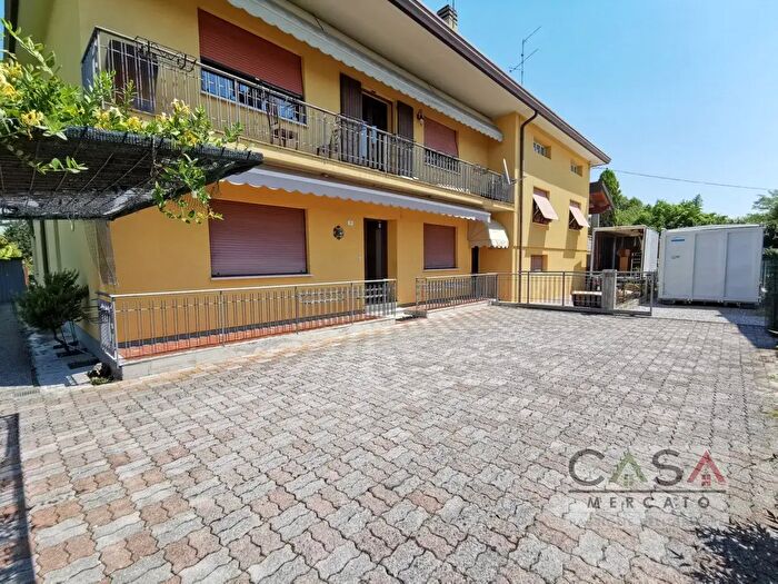 Casa quadrilocale in vendita in Via dei Mille, Brugnera