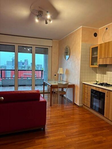 Appartamento bilocale in affitto in Via Nervesa, Lodi Brenta, Milano