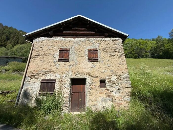 Casa bilocale in vendita in Località Resteles, Grosotto