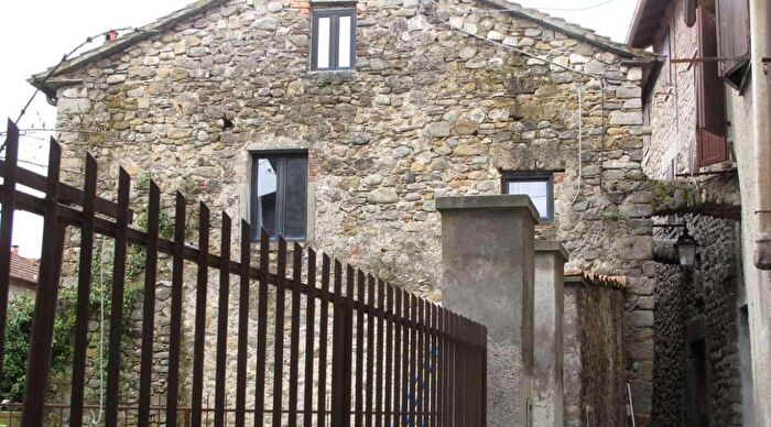 Casa in vendita in Filattiera Unione di Comuni Montana Lunigiana MassaCarrara Toscana Italia, Filattiera