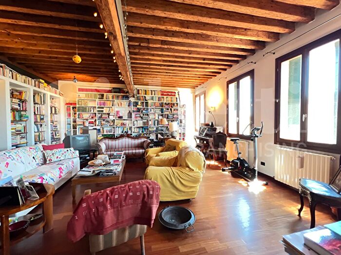 Appartamento quadrilocale in vendita in Piove Di Sacco