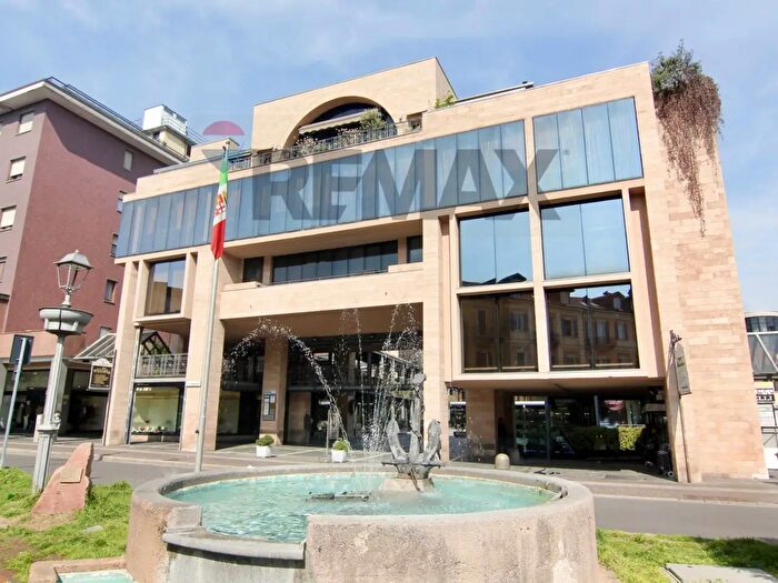 Appartamento bilocale in vendita in Piazza XX Settembre, Varese