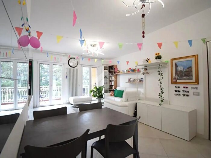 Appartamento trilocale in vendita in Via Alessandro Manzoni, Brugherio