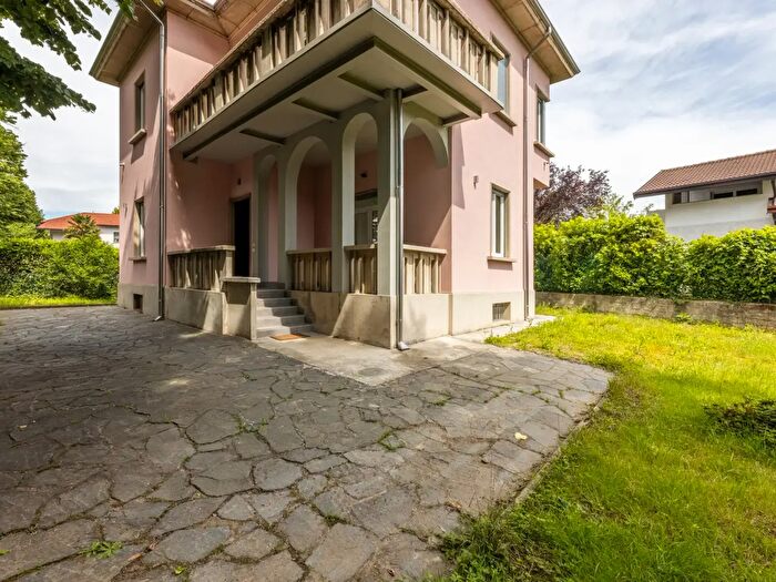 Casa con 5 locali in vendita in Via Sempione, Casorate Sempione
