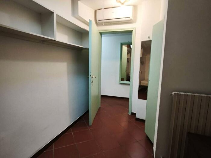 Appartamento quadrilocale in affitto in Via Luigi Zamboni, Centro Storico, Bologna