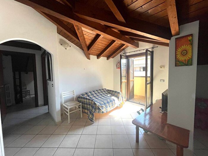 Appartamento trilocale in affitto in Via Stefano Melchioni, San Martino, Novara