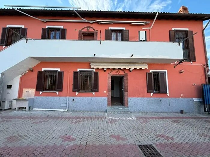 Casa con 6 locali in vendita in Via Maestra, Borgo San Siro