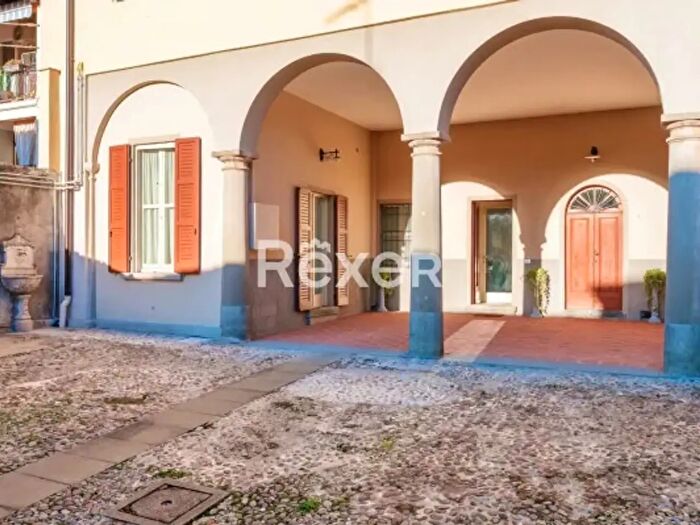 Appartamento trilocale in vendita in Via Tullio Dandolo, Adro