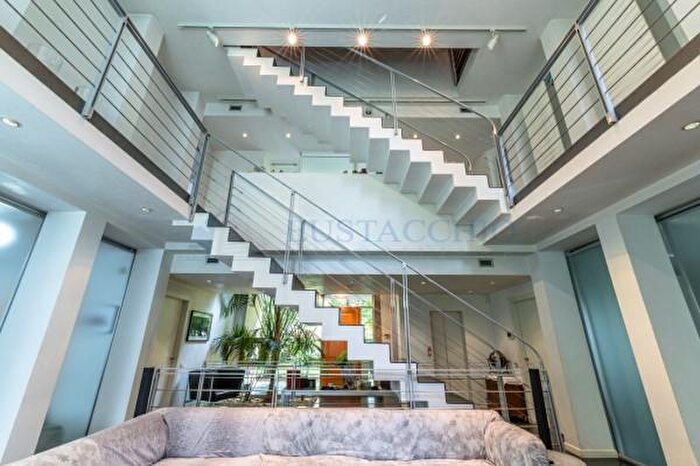 Casa con 6 locali in vendita in Via Guglielmo Marconi, Brembate Di Sopra