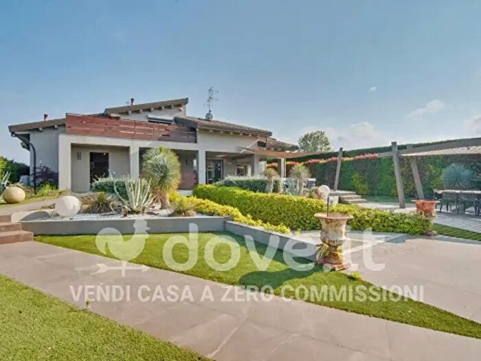 Casa quadrilocale in vendita in Via Montaletto, Cesenatico