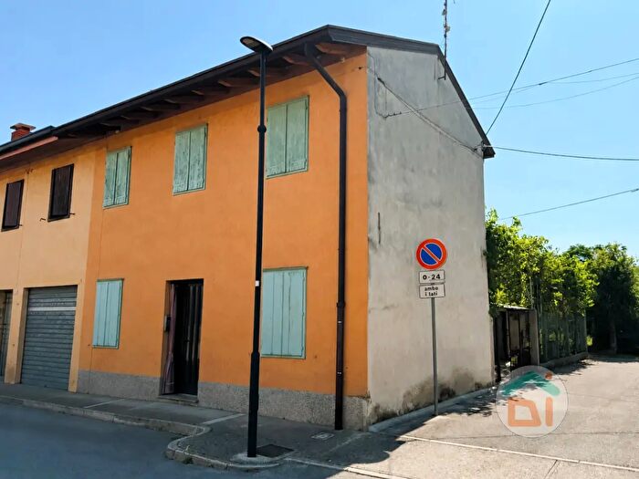 Casa quadrilocale in vendita in Via Brigata Valtellina, Ronchi Dei Legionari