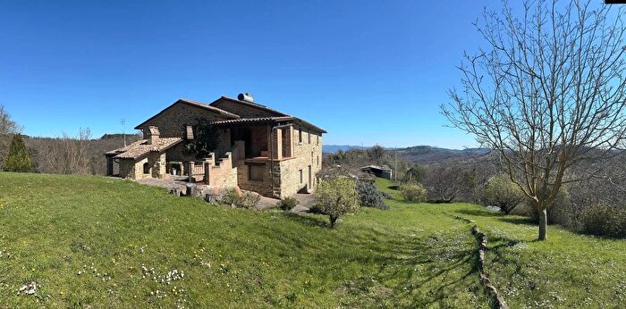Casa con 7 locali in vendita in Strada Provinciale di Monte S M Tiberina Citta di Castello, Citta Di Castello