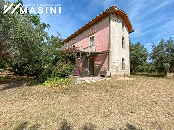 Casa con 6 locali in vendita in Contrada Sant'Onofrio, Lanciano