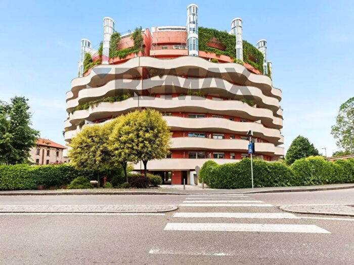 Appartamento quadrilocale in vendita in Corso Sempione, Legnano