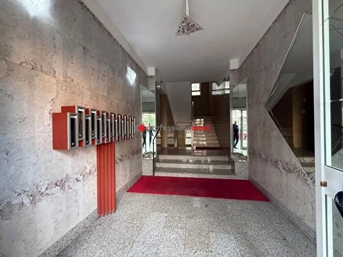 Appartamento trilocale in vendita in Via Paolo Telesforo, Foggia