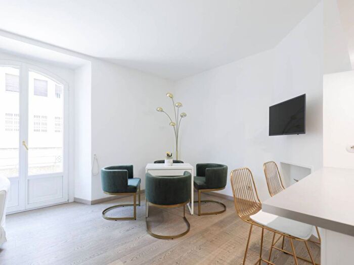 Appartamento bilocale in affitto in Via Bramante, Arena, Milano