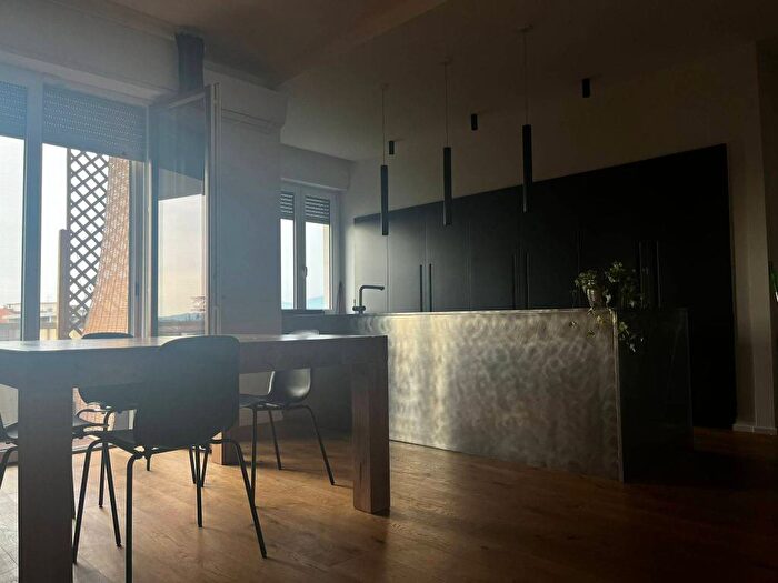 Appartamento trilocale in affitto in Via Raffaello Sernesi, Isolotto Talenti, Firenze