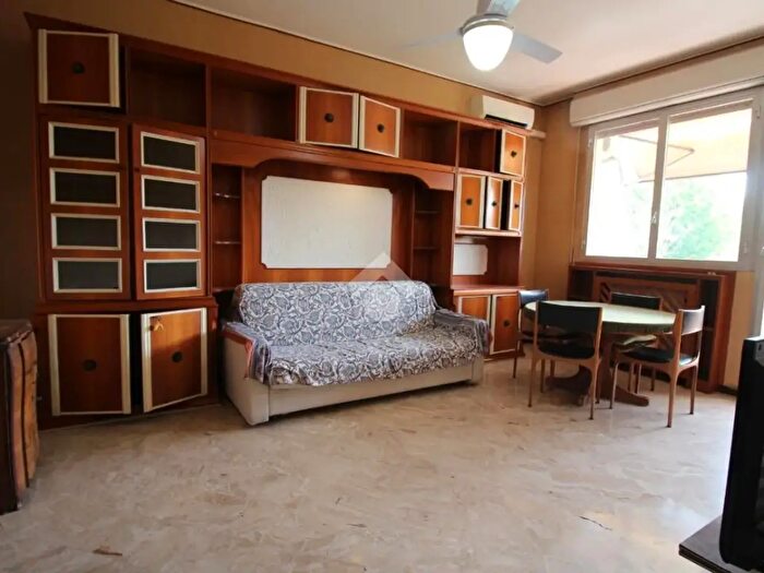 Appartamento bilocale in vendita in Via Giovanni Amendola, Rho