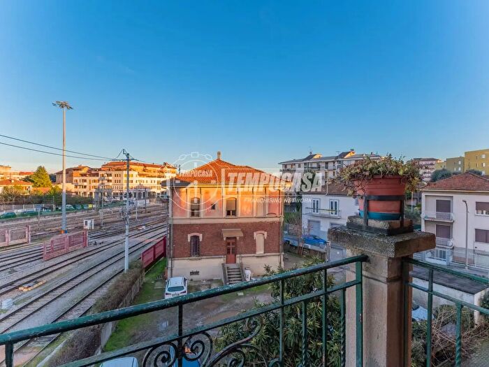 Case in Vendita e in Affitto - 3