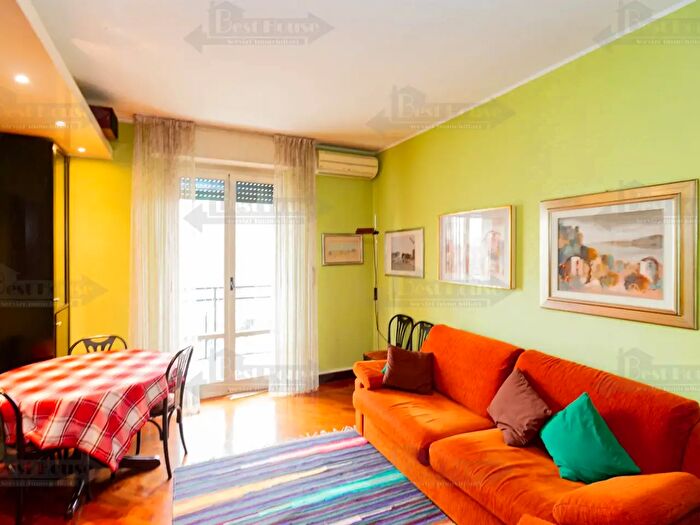 Appartamento bilocale in vendita in Via Palmanova, Milano