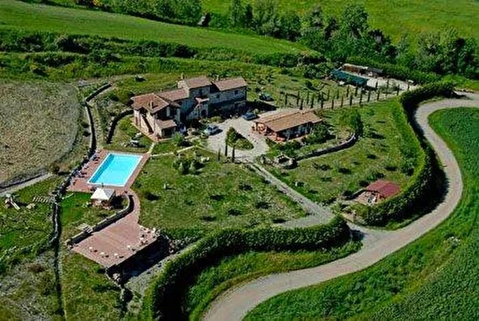 Casa in vendita in Montecatini Val Di Cecina
