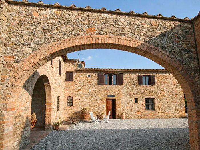 Casa con 12 locali in vendita in R di PoggiarelloLa Ripa, Monteriggioni