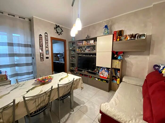 Appartamento bilocale in vendita in Via De Nicola, Beinasco