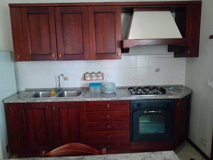 Appartamento trilocale in affitto in Via Niccolò Tommaseo, Bicocca, Novara